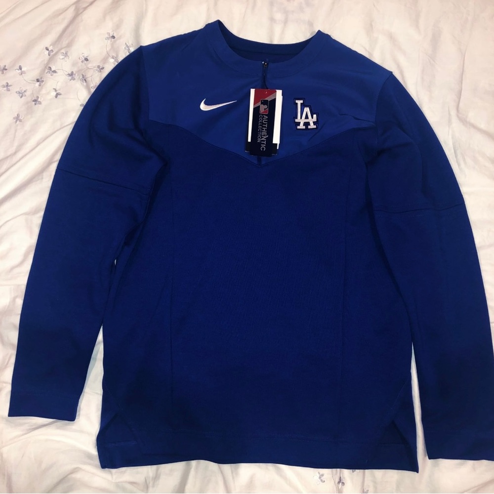 Dodgers sweater in size M